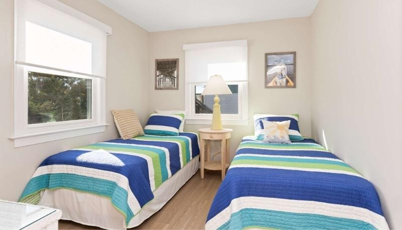 Bogue Sound Bedroom