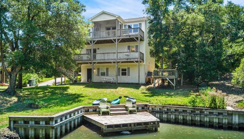 The Emerald Summer Bogue Sound Cottage