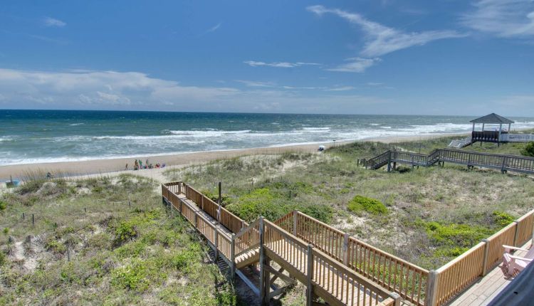 Breaker's Retreat East Beach