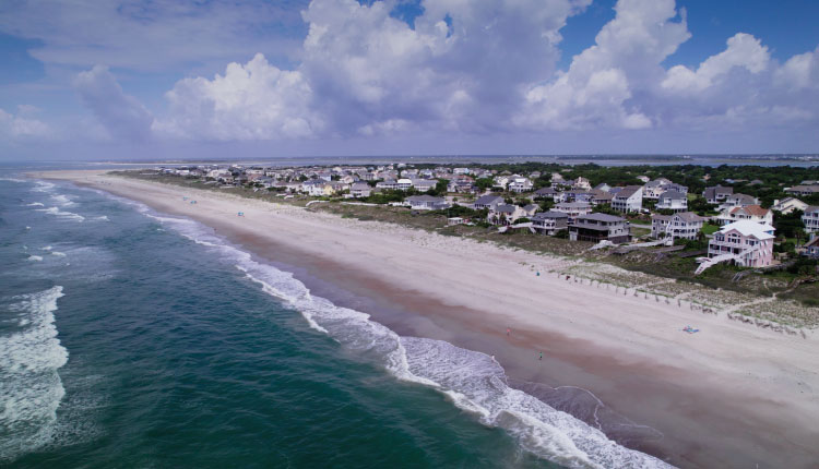 Enjoy everything that the Crystal Coast has to offer when you book your 2023 vacation with Emerald Isle Realty.