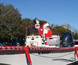 Benefits of Booking A Holiday Vacation with Emerald Isle Realty