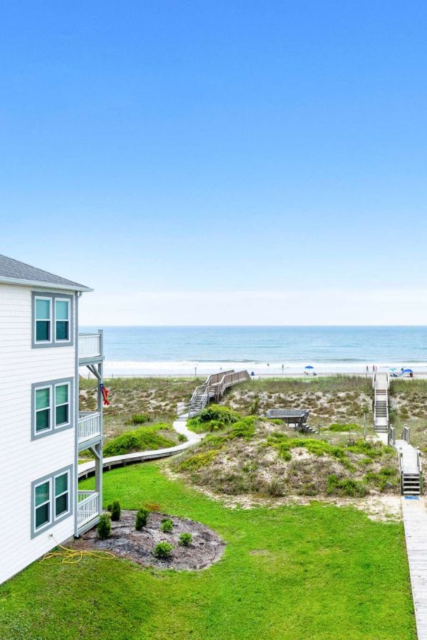 Pier Pointe Condos in Emerald Isle, North Carolina