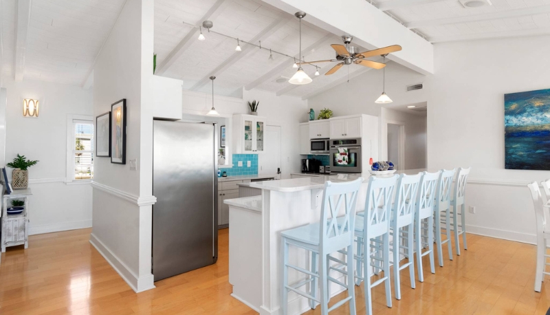 Hawks' Nest Kitchen with Barstools