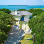 Featured Property of The Week – Salty Oaks