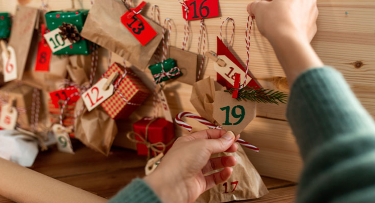 Wrap up Your Holiday Shopping at the Holiday Arts & Crafts Fair