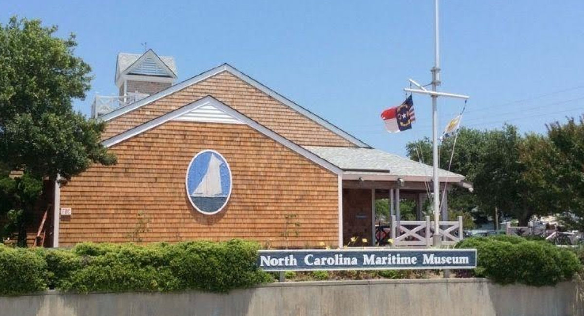 DIVE INTO MARITIME HISTORY