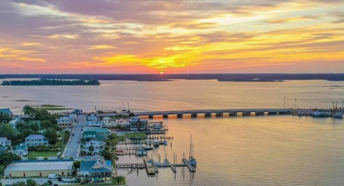 image of swansboro