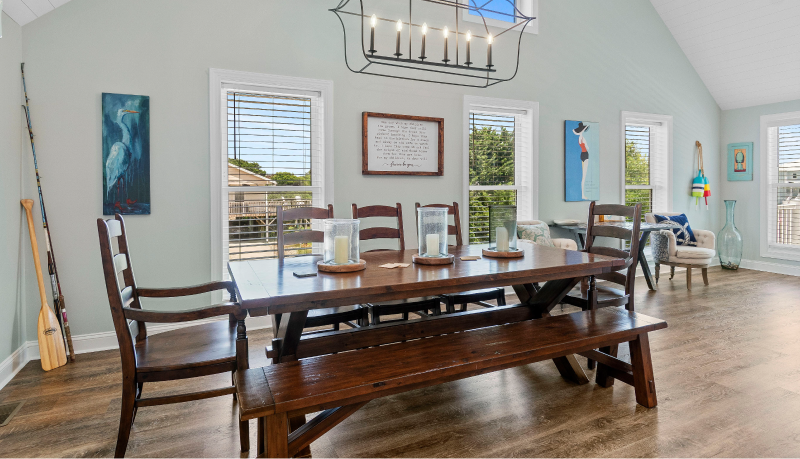 image of Sweet Dreams Beach House dining room