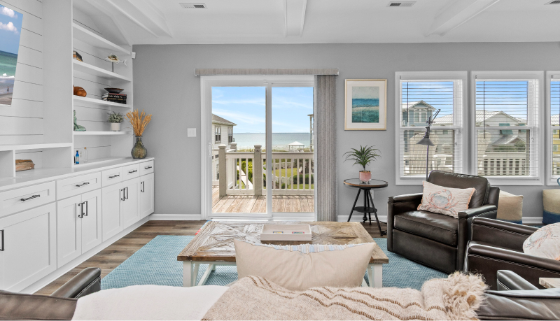 Pier Pointe 6 B-3 West - living room