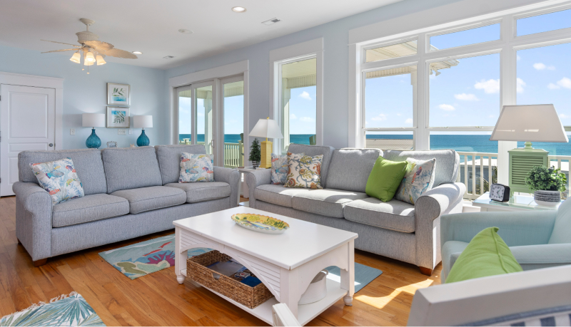 sea it all - living room