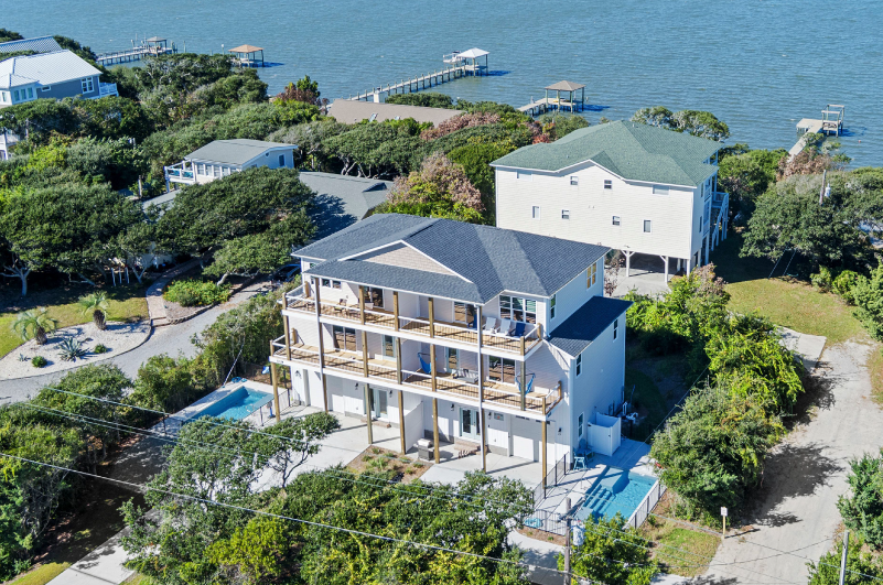 Seas Your Moment East - beach vacation home for rent