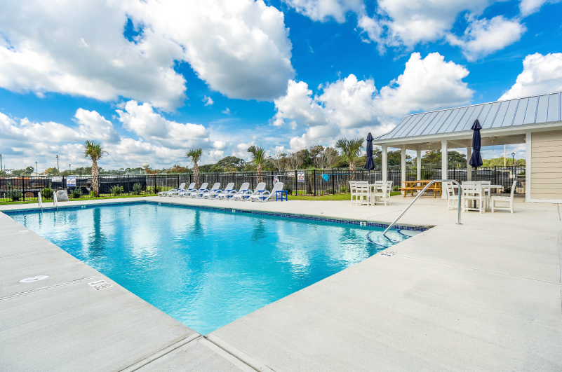 Village West 9011 Sandless pool