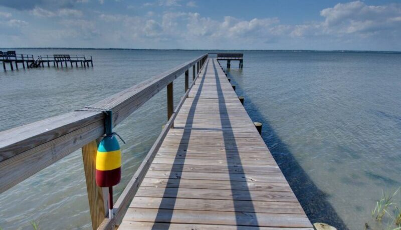breezy oak pier