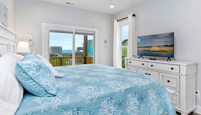 Salty Emerald bedroom