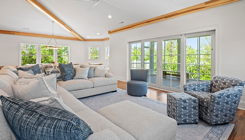 Carolina Aires Estate - living room