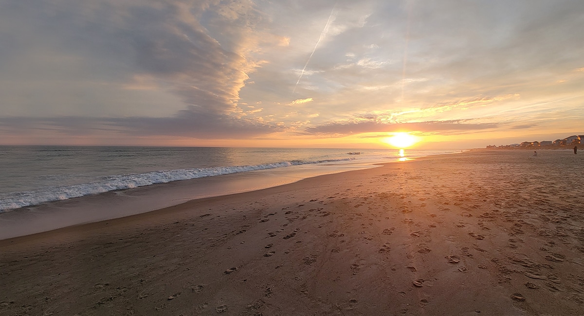 Book Your Stay on the Crystal Coast Today
