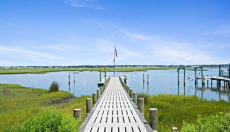 Mermaid’s Tale - dock