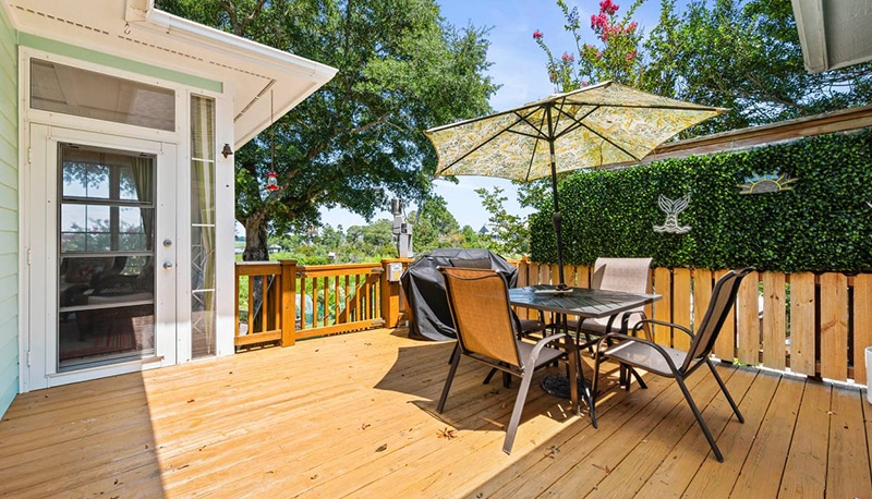 Mermaid’s Tale - outside deck
