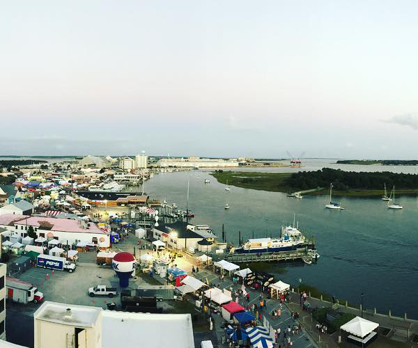 5 Tips for an Emerald Isle Getaway with Your Friends - Festivals