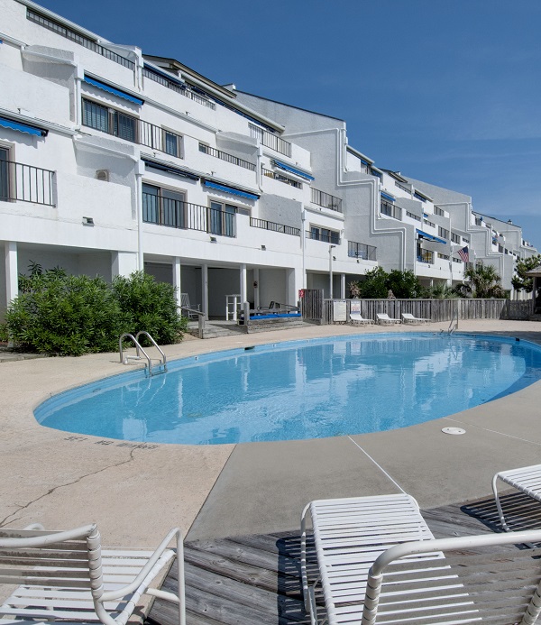 Bogue Shore Club Oceanfront Condo Rentals in Pine Knoll Shores