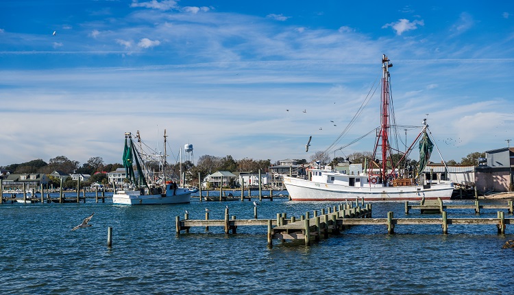 harbor-fishing-boats-swansboro-nc